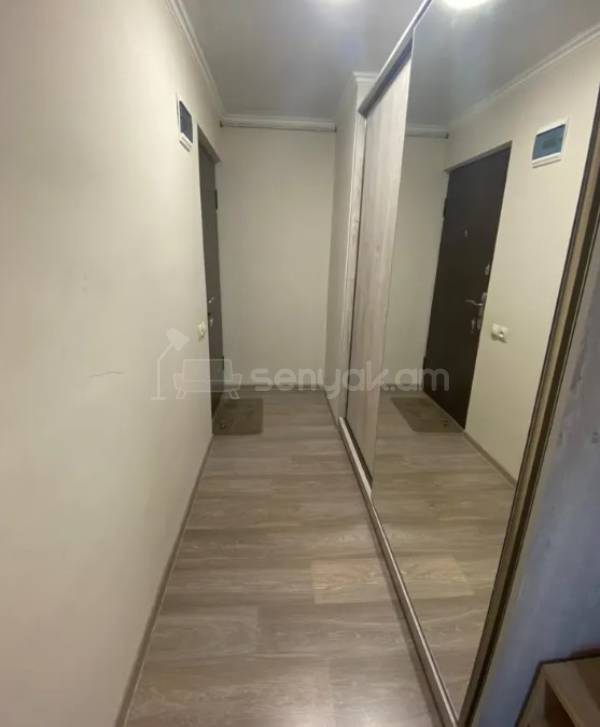 2 Սենյականոց Բնակարան, 50քմ, 8/9 հարկ, Դիզայներական Վերանորոգված, Կահավորված, Արևկող