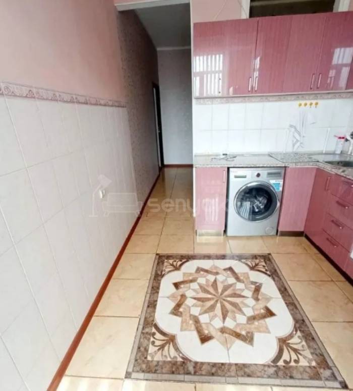 2 Սենյականոց Բնակարան Քարե Շենքում, 72քմ, 5/5 հարկ, Դիզայներական Վերանորոգված, Կահավորված