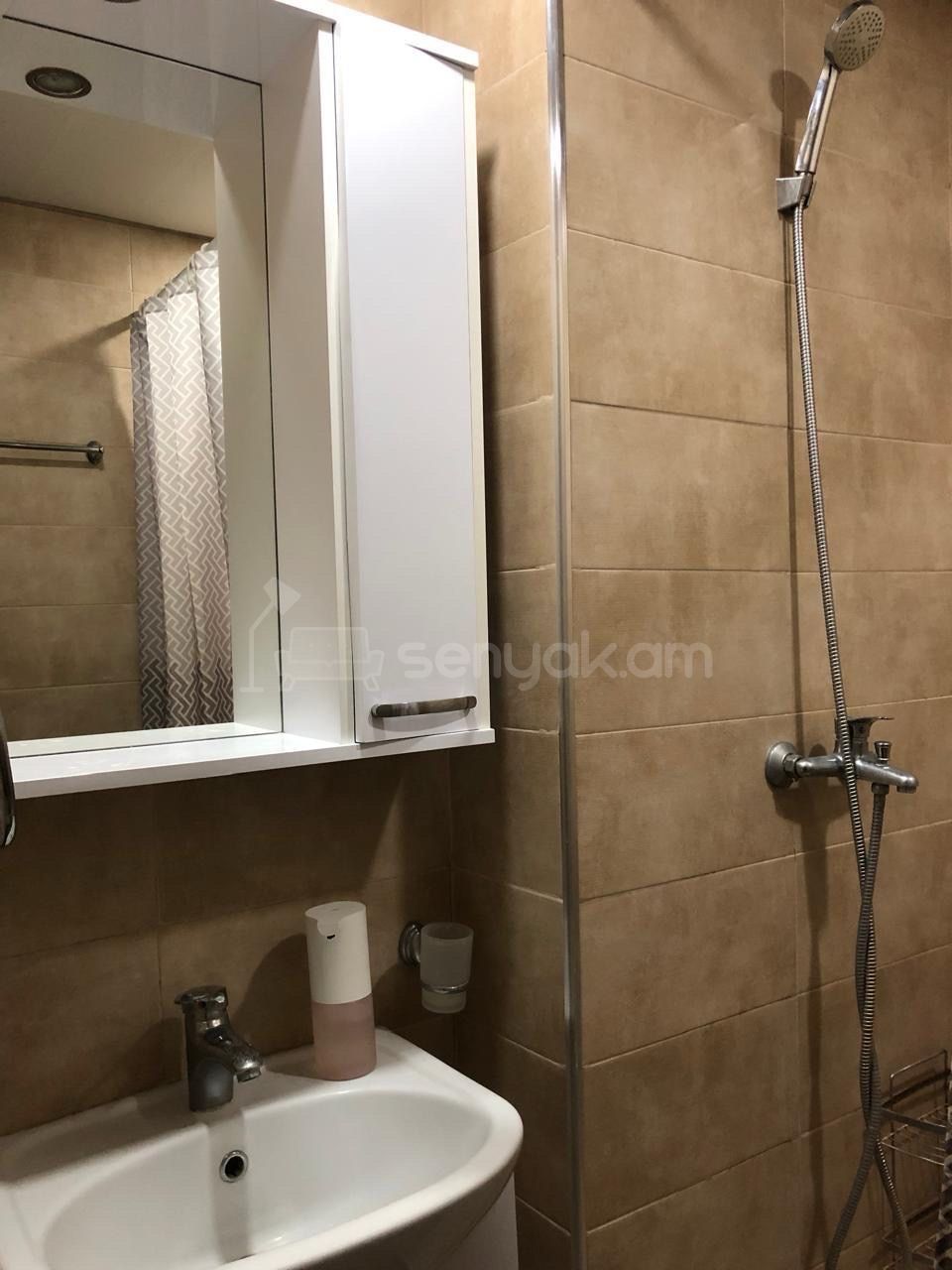 2 Սենյականոց Բնակարան, 50քմ, 4/12 հարկ, Կապիտալ Վերանորոգված, Կահավորված, Արևկող