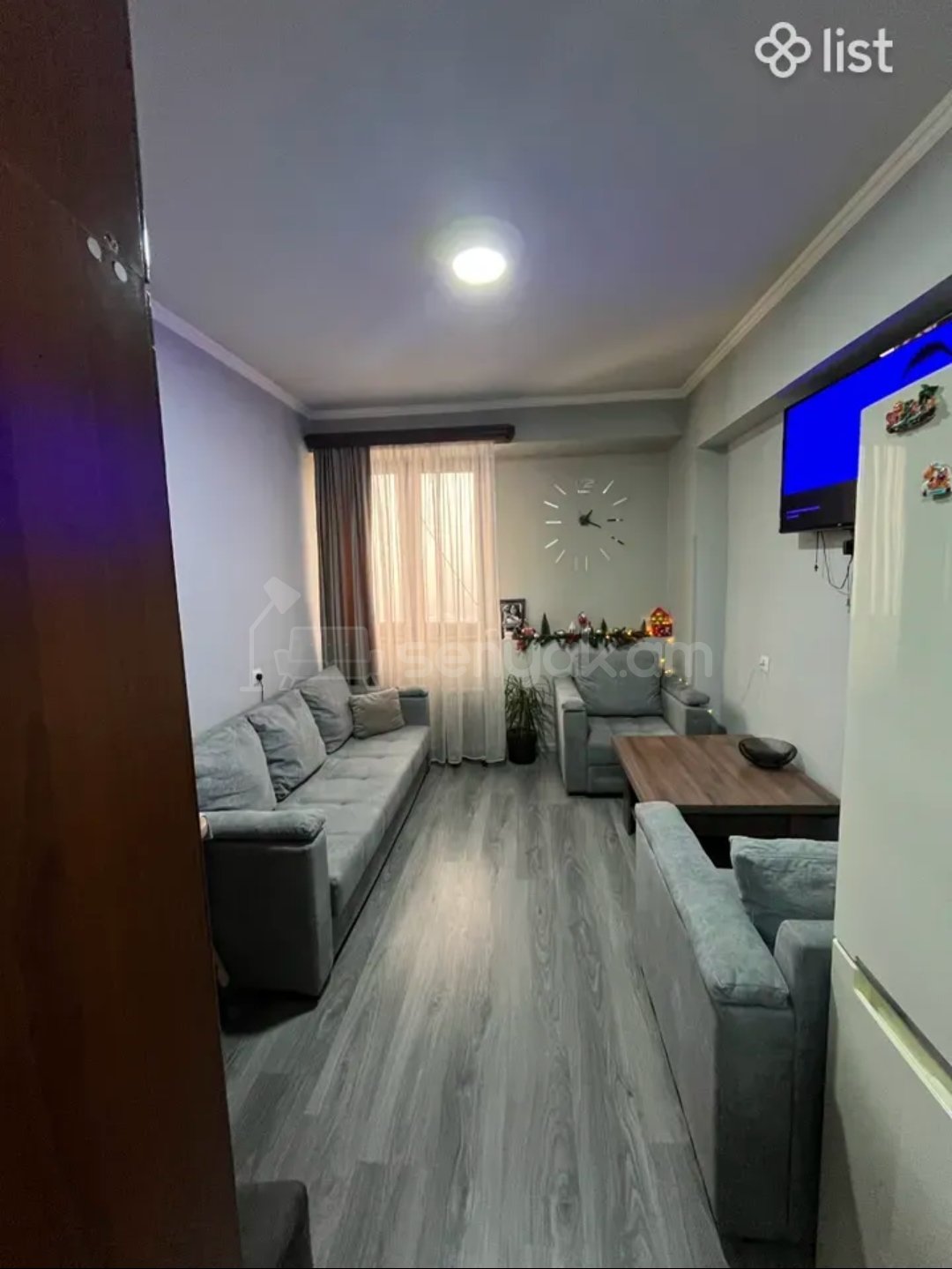 1 Սենյականոց Բնակարան Քարե Շենքում, 18քմ, 6/8 հարկ, Նորմալ Վիճակում