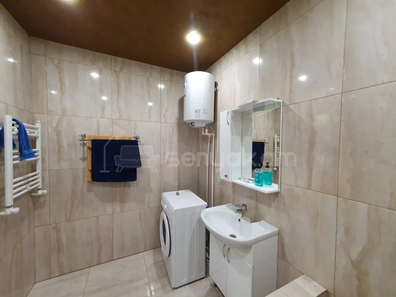 2 Սենյականոց Բնակարան Քարե Շենքում, 56քմ, 2/5 հարկ, Դիզայներական Վերանորոգված, Կահավորված, Արևկող