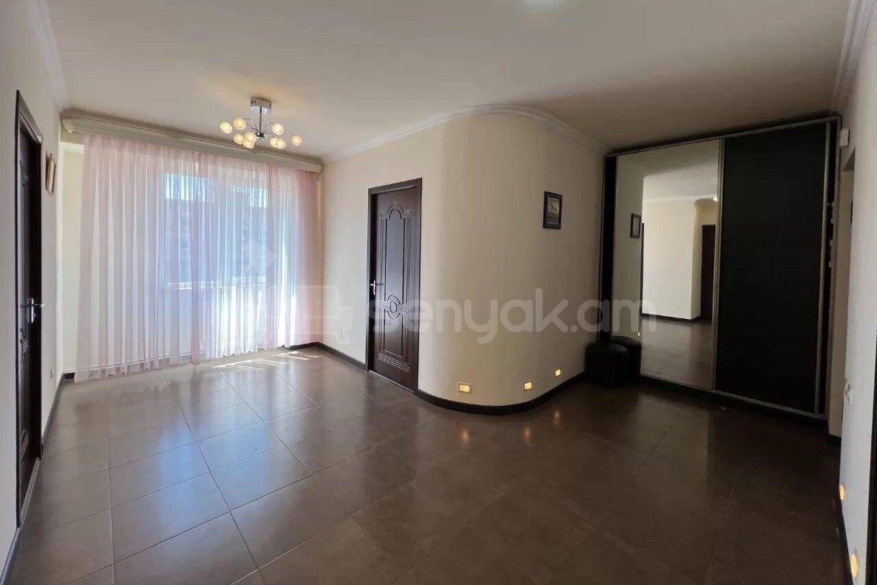 4 Սենյականոց Բնակարան, 88քմ, 7/9 հարկ, Կապիտալ Վերանորոգված