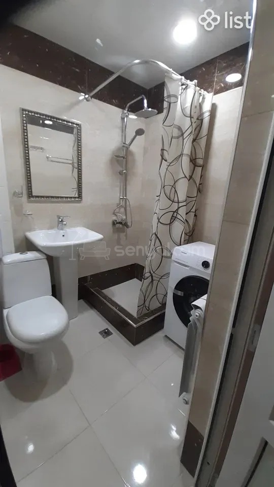 2 Սենյականոց Բնակարան Քարե Շենքում, 42քմ, 3/5 հարկ, Կապիտալ Վերանորոգված, Կահավորված