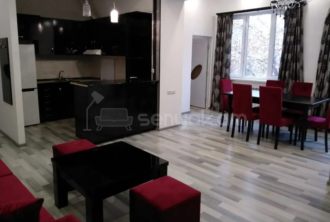 2 Սենյականոց Բնակարան Քարե Շենքում, 57քմ, 4/4 հարկ, Կապիտալ Վերանորոգված, Կահավորված, Արևկող