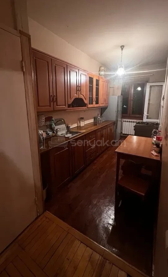 3 Սենյականոց Բնակարան, 76քմ, 5/9 հարկ, Կապիտալ Վերանորոգված, Կահավորված
