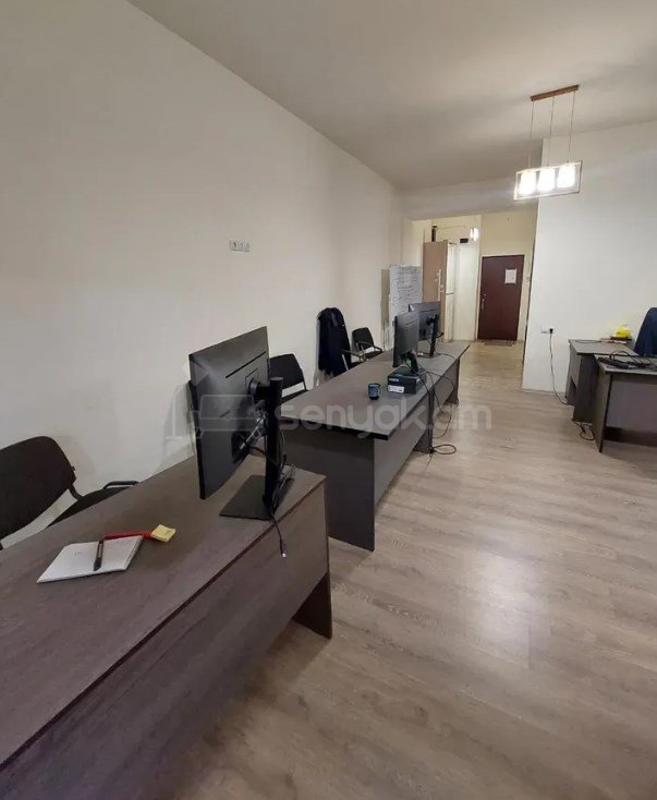 Օֆիսային Տարածք, 78քմ, Կապիտալ Վերանորոգված