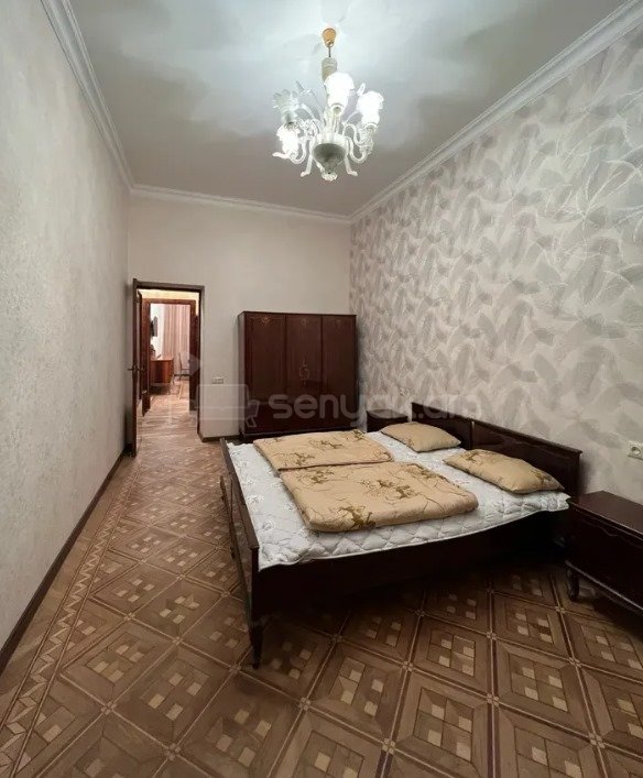 2 Սենյականոց Բնակարան Քարե Շենքում, 90քմ, 1/4 հարկ, Կապիտալ Վերանորոգված, Կահավորված