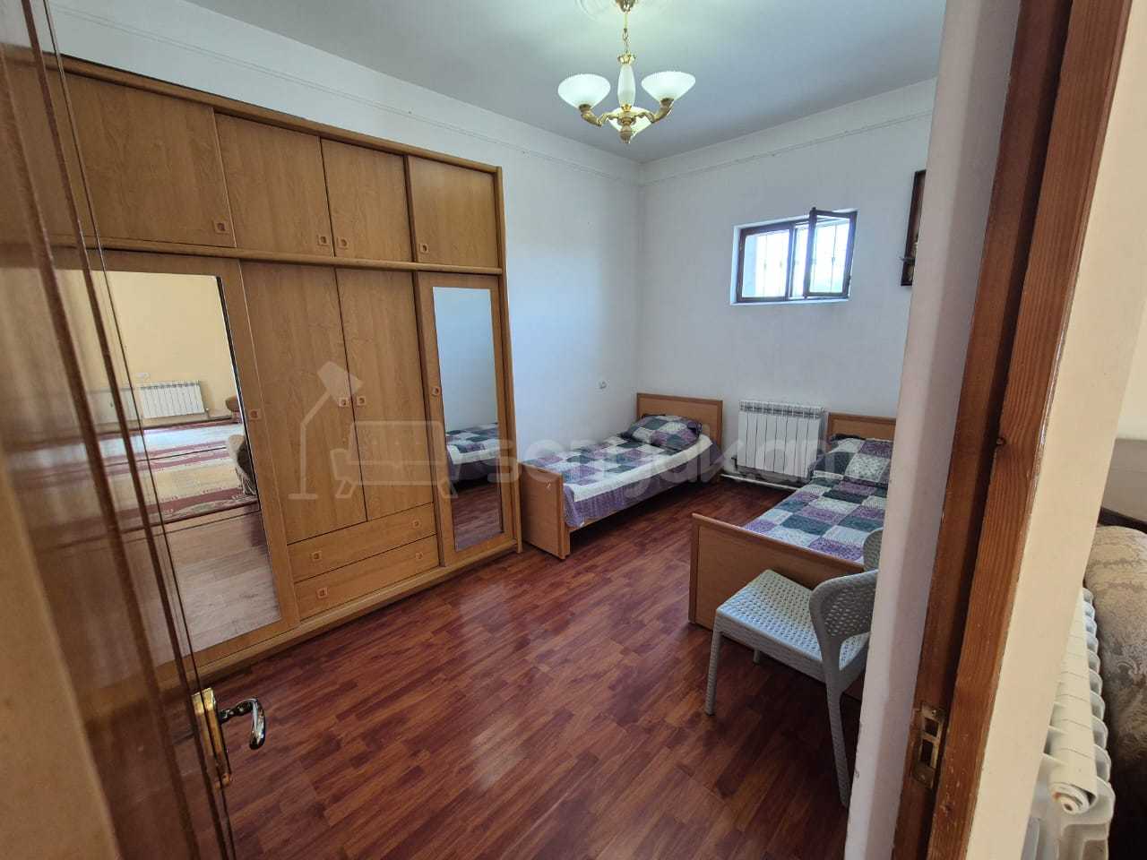 3 Սենյականոց Նորակառույց Ամառանոց, 400քմ, Լողավազանով