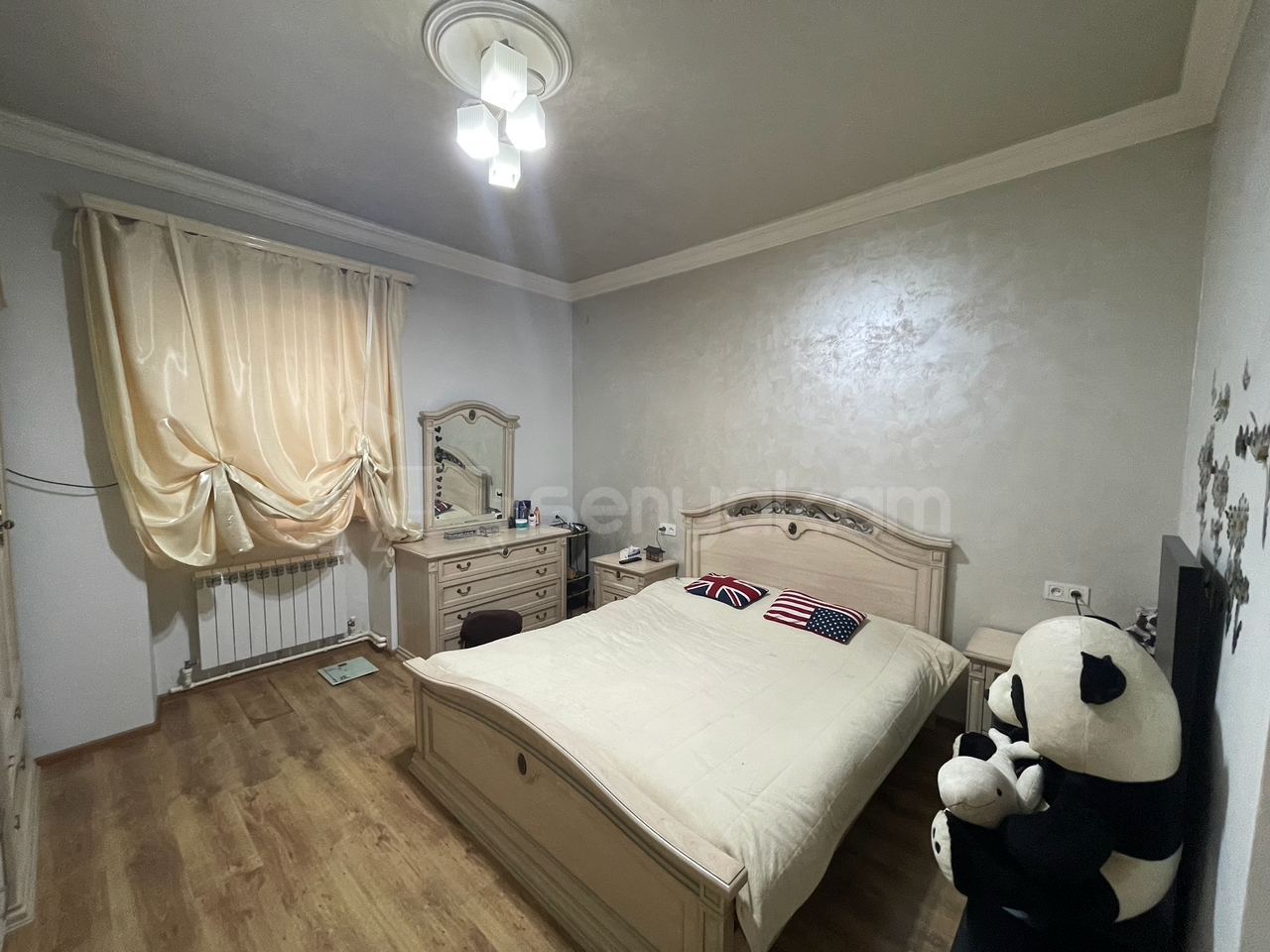 5 Սենյականոց Սեփական Տուն, 200քմ, Կոսմետիկ Վերանորոգված, Ավտոտնակով