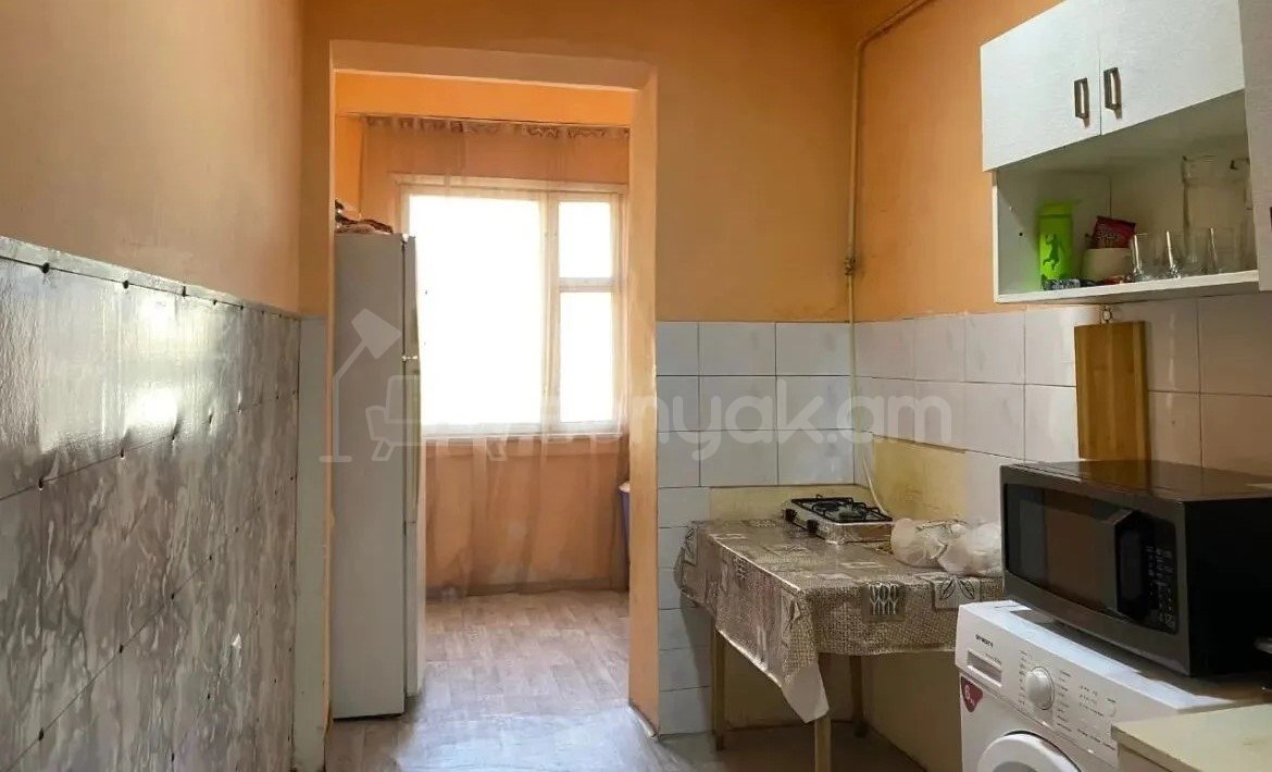 2 Սենյականոց Բնակարան, 64քմ, 9/9 հարկ, Նորմալ Վիճակում