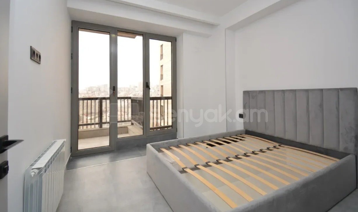 3 Սենյականոց Բնակարան Նորակառույցում, 80քմ, 10/13 հարկ, Կապիտալ Վերանորոգված, Կահավորված