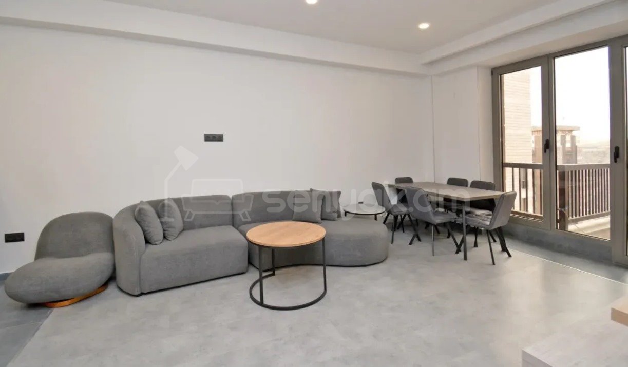 3 Սենյականոց Բնակարան Նորակառույցում, 80քմ, 10/13 հարկ, Կապիտալ Վերանորոգված, Կահավորված