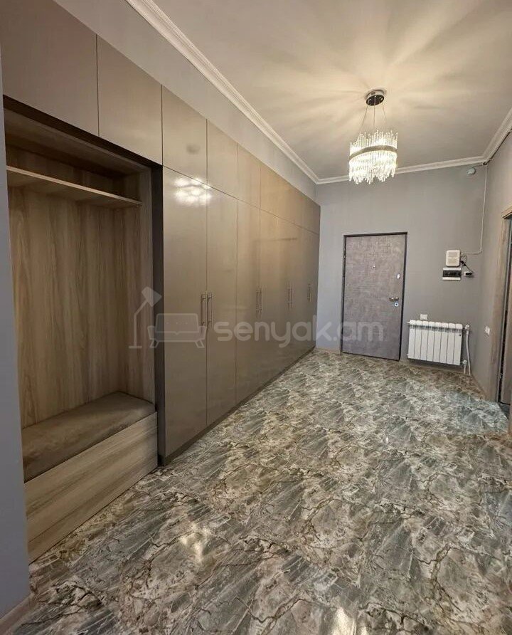 3 Սենյականոց Բնակարան Նորակառույցում, 120քմ, 4/13 հարկ, Կապիտալ Վերանորոգված, Կահավորված