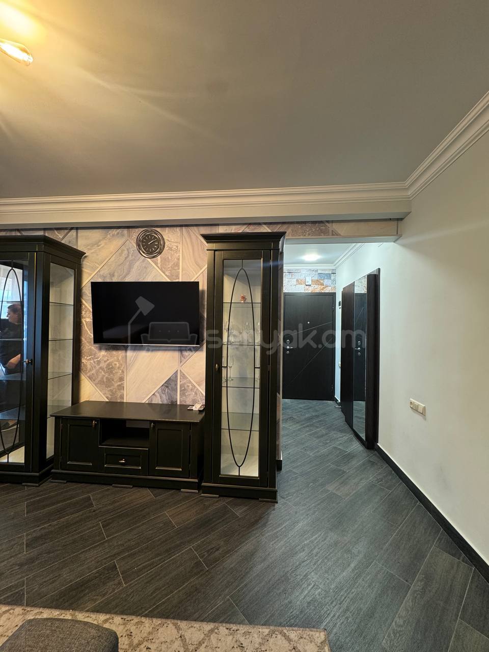 2 Սենյականոց Բնակարան Նորակառույցում, 80քմ, 2/5 հարկ, Կապիտալ Վերանորոգված, Կահավորված