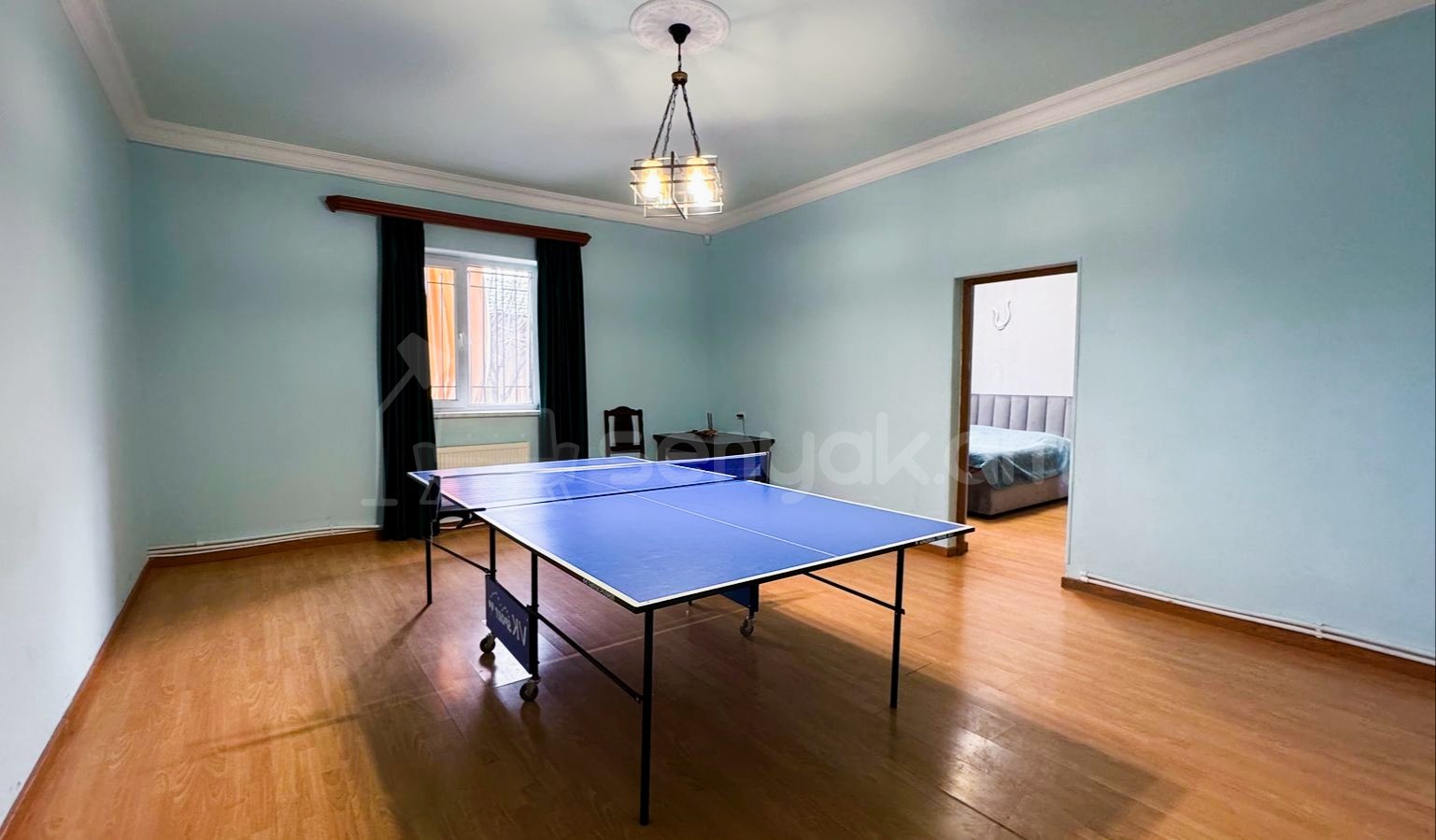 7 Սենյականոց Շքեղ Առանձնատուն, 200քմ, Լողավազանով