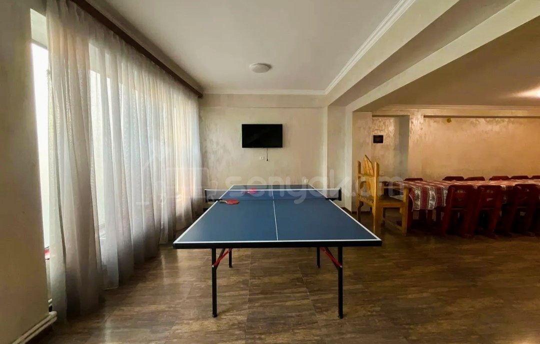 5 Սենյականոց Շքեղ Առանձնատուն, 200քմ, Լողավազանով