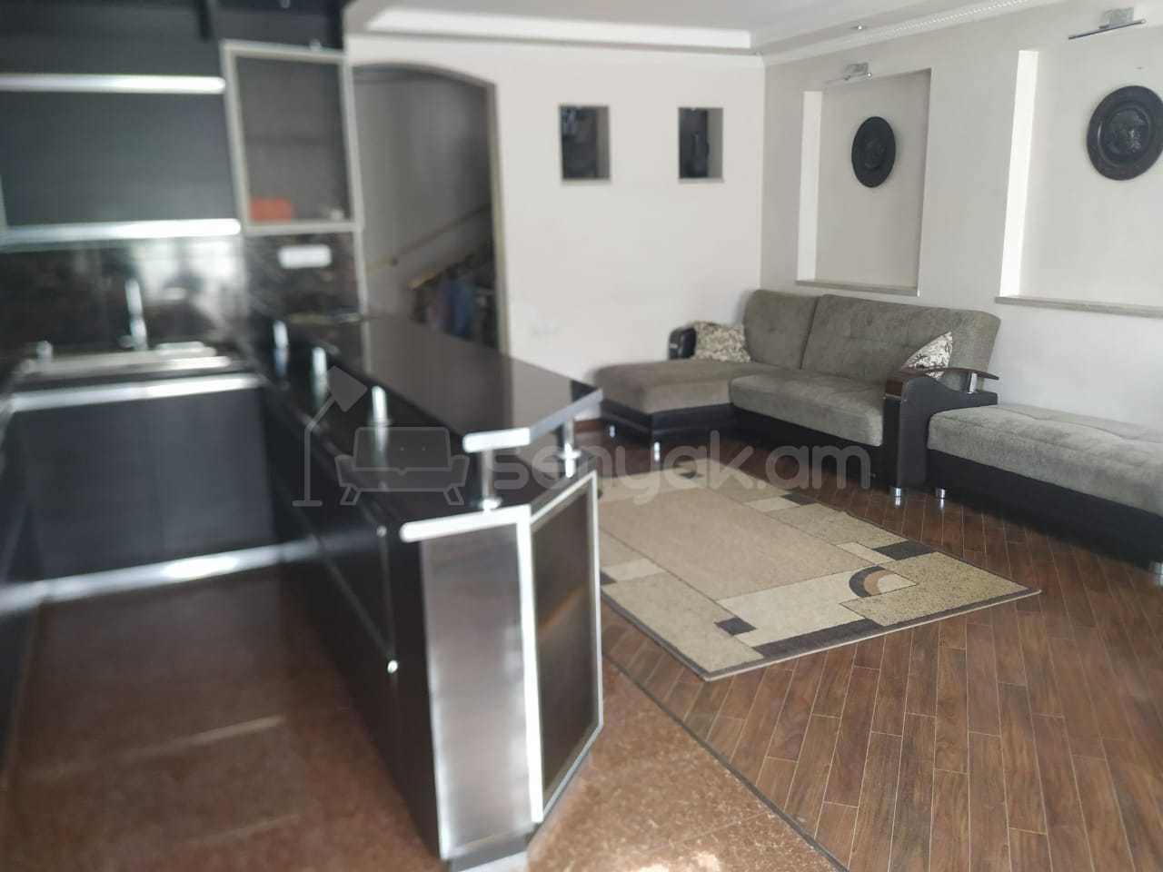 5 Սենյականոց Շքեղ Առանձնատուն, 200քմ, Լողավազանով