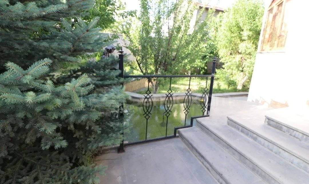 5 Սենյականոց Շքեղ Առանձնատուն, 200քմ, Լողավազանով