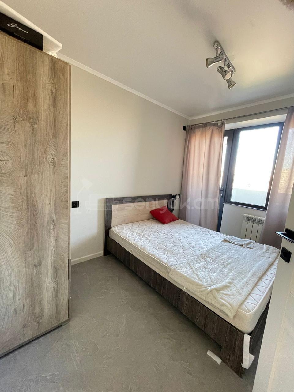 2 Սենյականոց Բնակարան, 38քմ, 11/14 հարկ, Կապիտալ Վերանորոգված, Կահավորված, Արևկող