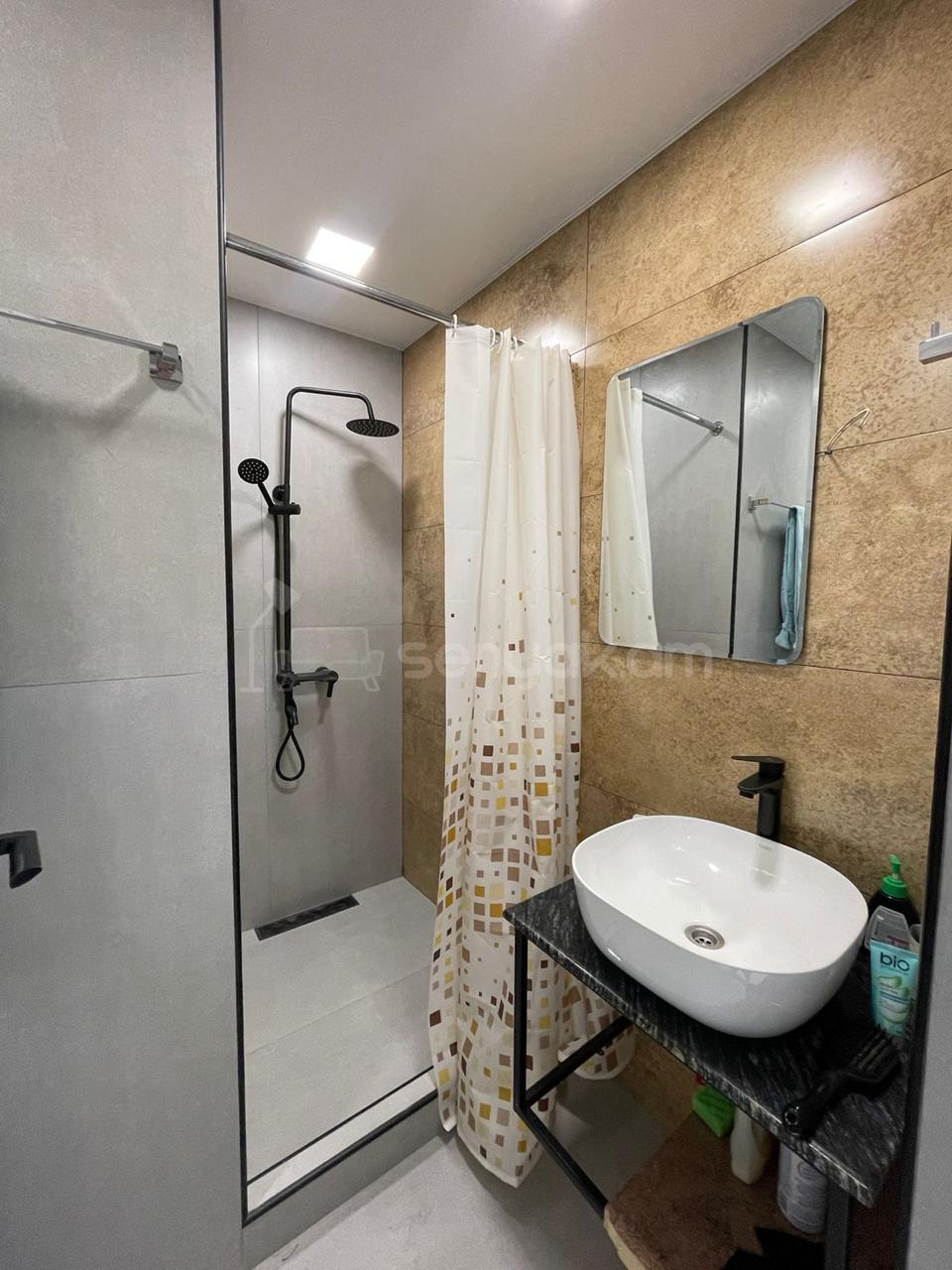 2 Սենյականոց Բնակարան, 38քմ, 11/14 հարկ, Կապիտալ Վերանորոգված, Կահավորված, Արևկող