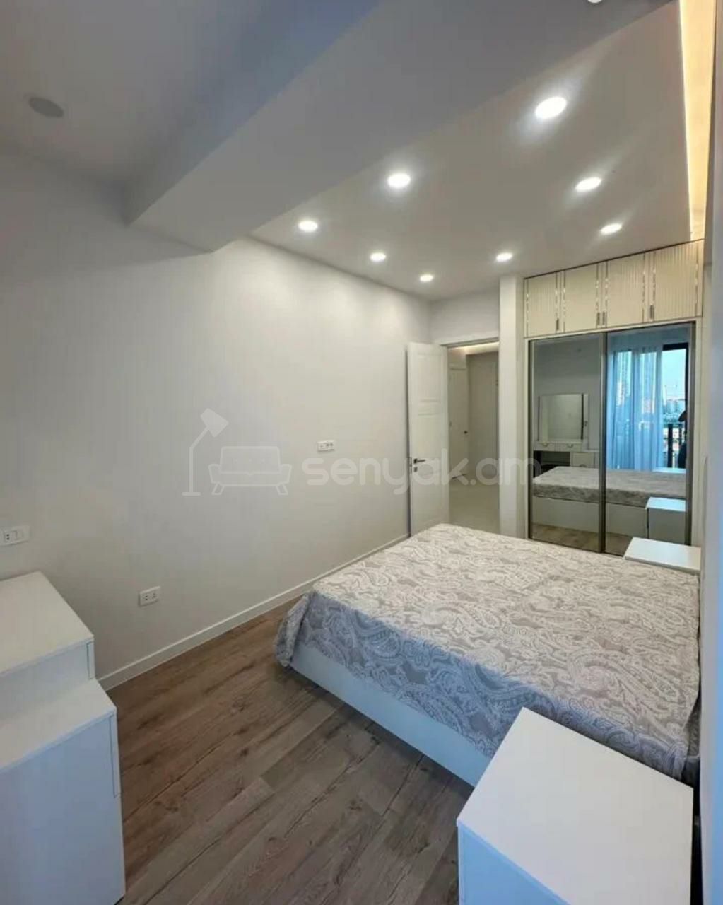 2 Սենյականոց Բնակարան Նորակառույցում, 55քմ, 3/7 հարկ, Կապիտալ Վերանորոգված, Կահավորված