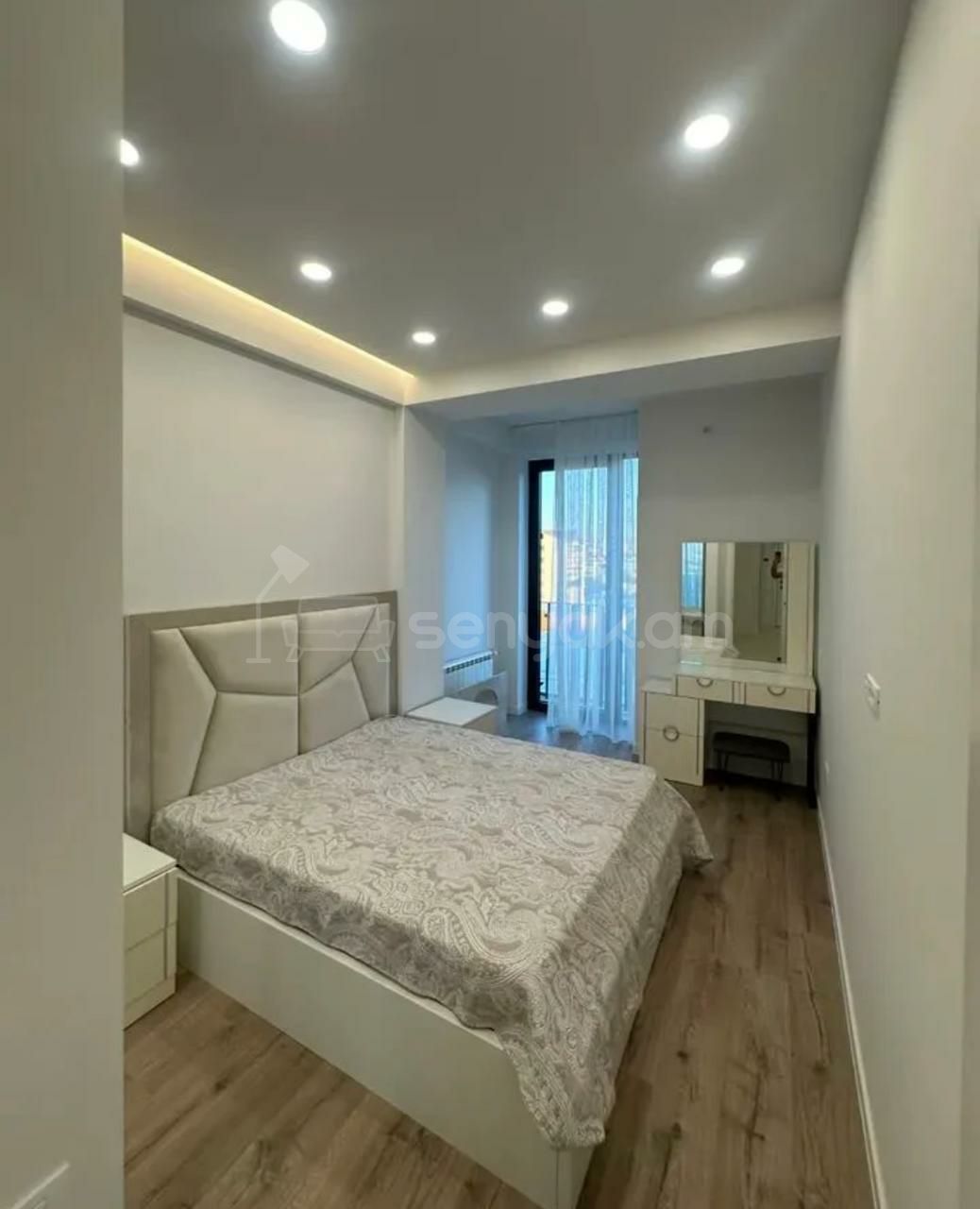 2 Սենյականոց Բնակարան Նորակառույցում, 55քմ, 3/7 հարկ, Կապիտալ Վերանորոգված, Կահավորված