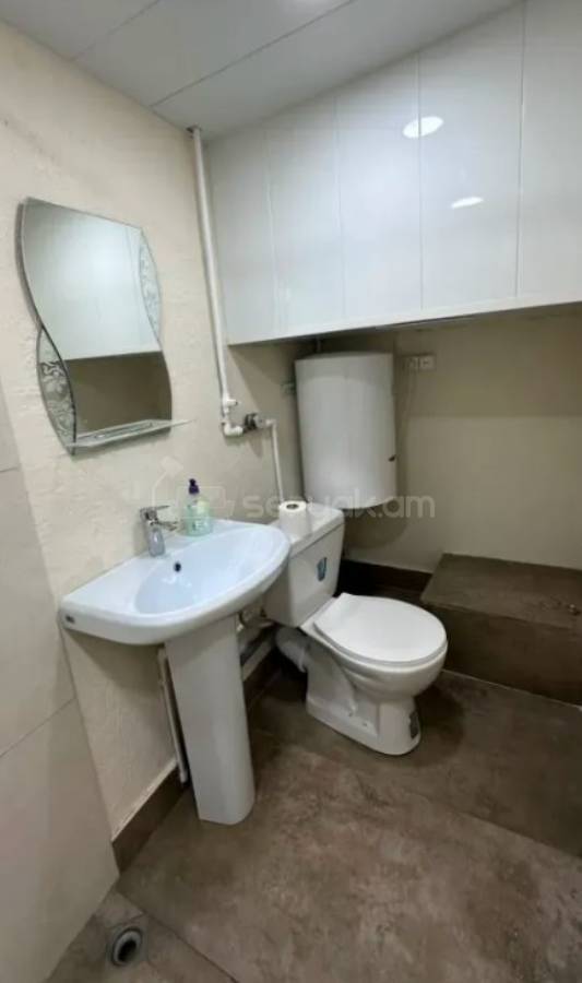 Օֆիսային Տարածք, 33քմ, Կապիտալ Վերանորոգված
