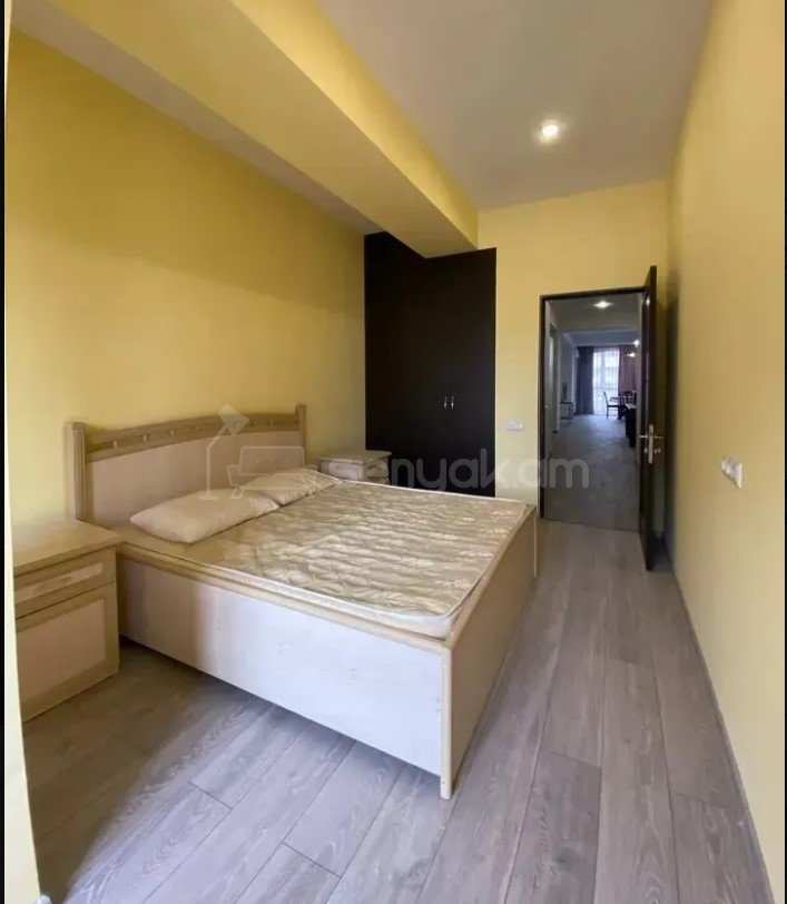 3 Սենյականոց Բնակարան Նորակառույցում, 100քմ, 3/6 հարկ, Կապիտալ Վերանորոգված, Կահավորված