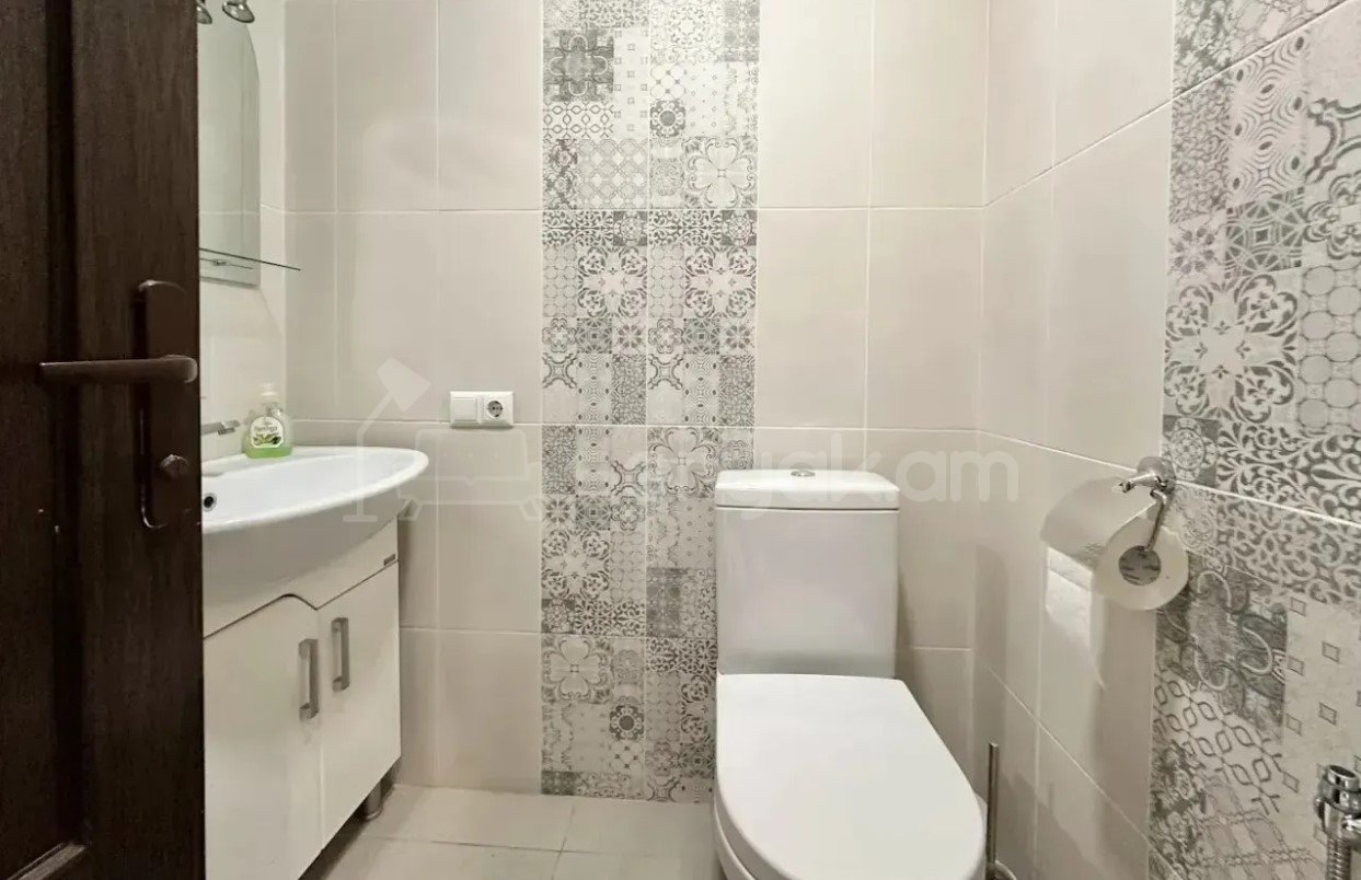 3 Սենյականոց Բնակարան Նորակառույցում, 100քմ, 3/6 հարկ, Կապիտալ Վերանորոգված, Կահավորված