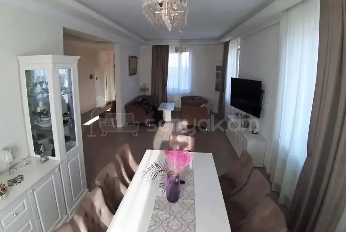 6 Սենյականոց Շքեղ Առանձնատուն, 220քմ, Ավտոտնակով