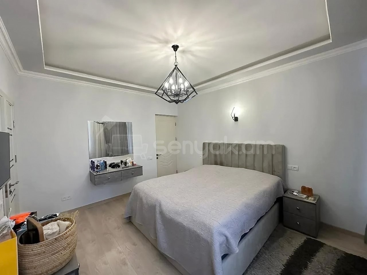 6 Սենյականոց Շքեղ Առանձնատուն, 220քմ, Ավտոտնակով
