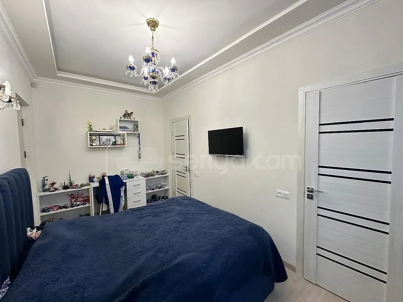 6 Սենյականոց Շքեղ Առանձնատուն, 220քմ, Ավտոտնակով