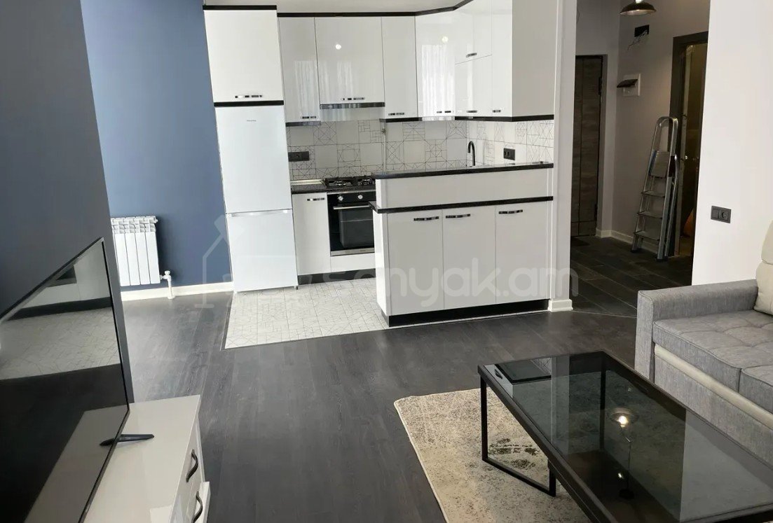 2 Սենյականոց Բնակարան Նորակառույցում, 50քմ, 12/16 հարկ, Դիզայներական Վերանորոգված, Կահավորված