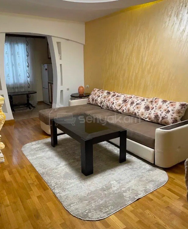 2 Սենյականոց Բնակարան, 60քմ, 1/9 հարկ, Դիզայներական Վերանորոգված, Կահավորված, Արևկող