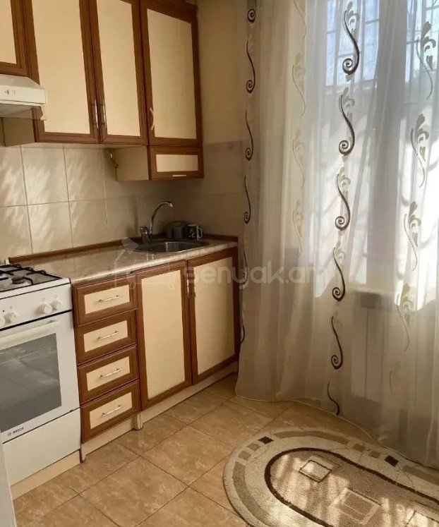 2 Սենյականոց Բնակարան, 60քմ, 1/9 հարկ, Դիզայներական Վերանորոգված, Կահավորված, Արևկող
