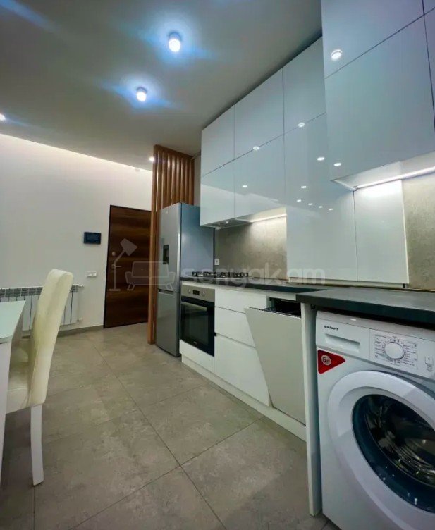 3 Սենյականոց Բնակարան Նորակառույցում, 70քմ, 3/4 հարկ, Դիզայներական Վերանորոգված, Կահավորված, Արևկող