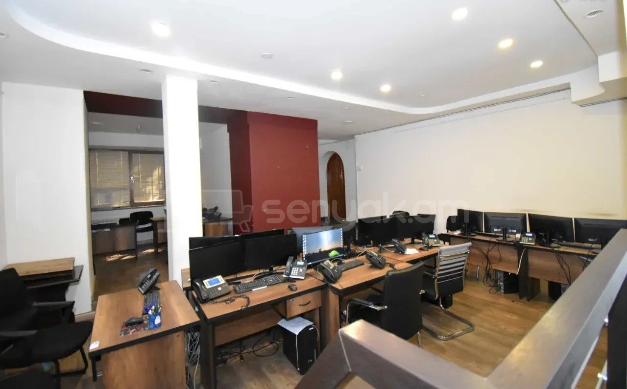 Օֆիսային Տարածք, 250քմ, Կապիտալ Վերանորոգված