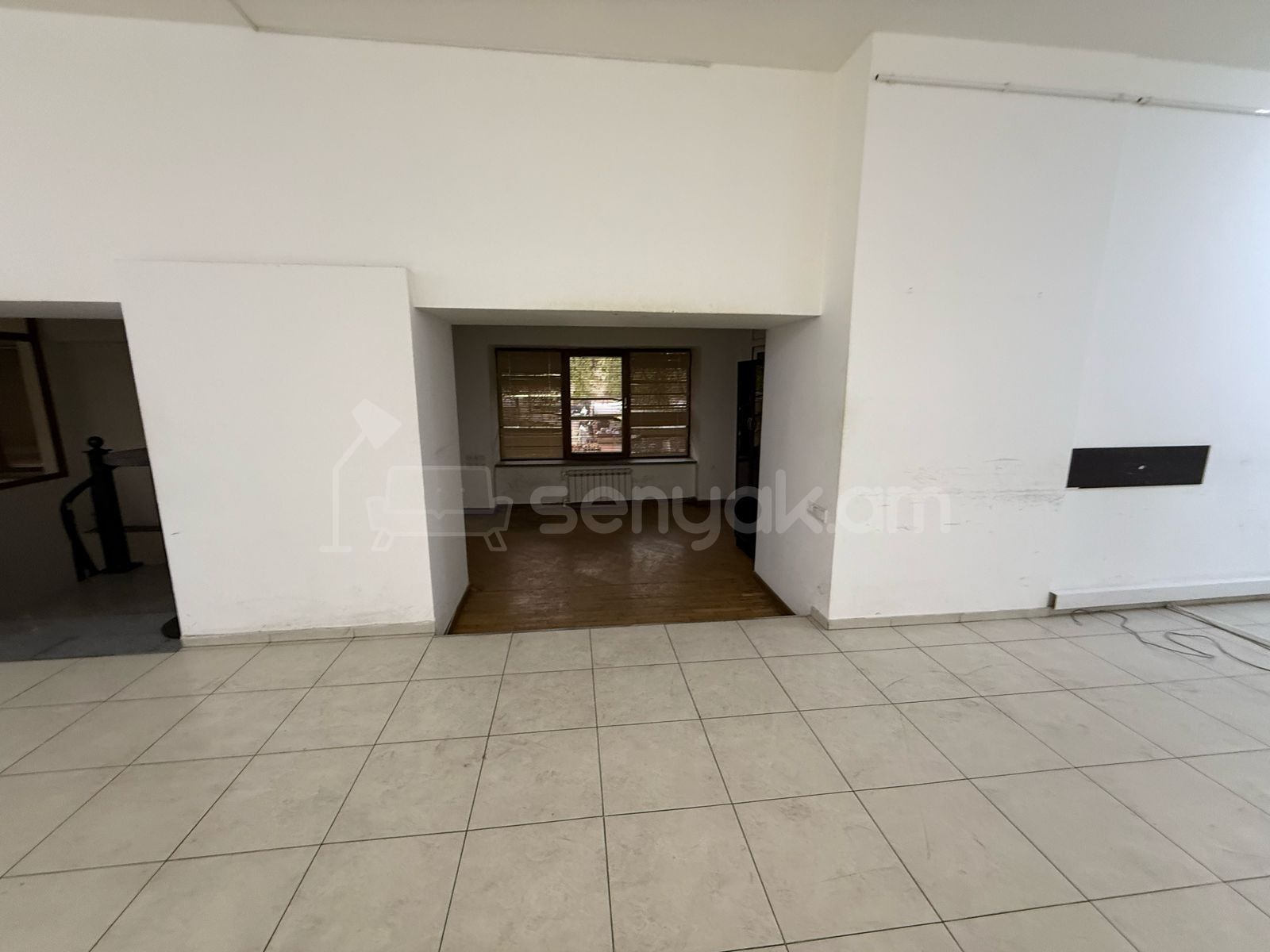 Օֆիսային Տարածք, 250քմ, Կապիտալ Վերանորոգված