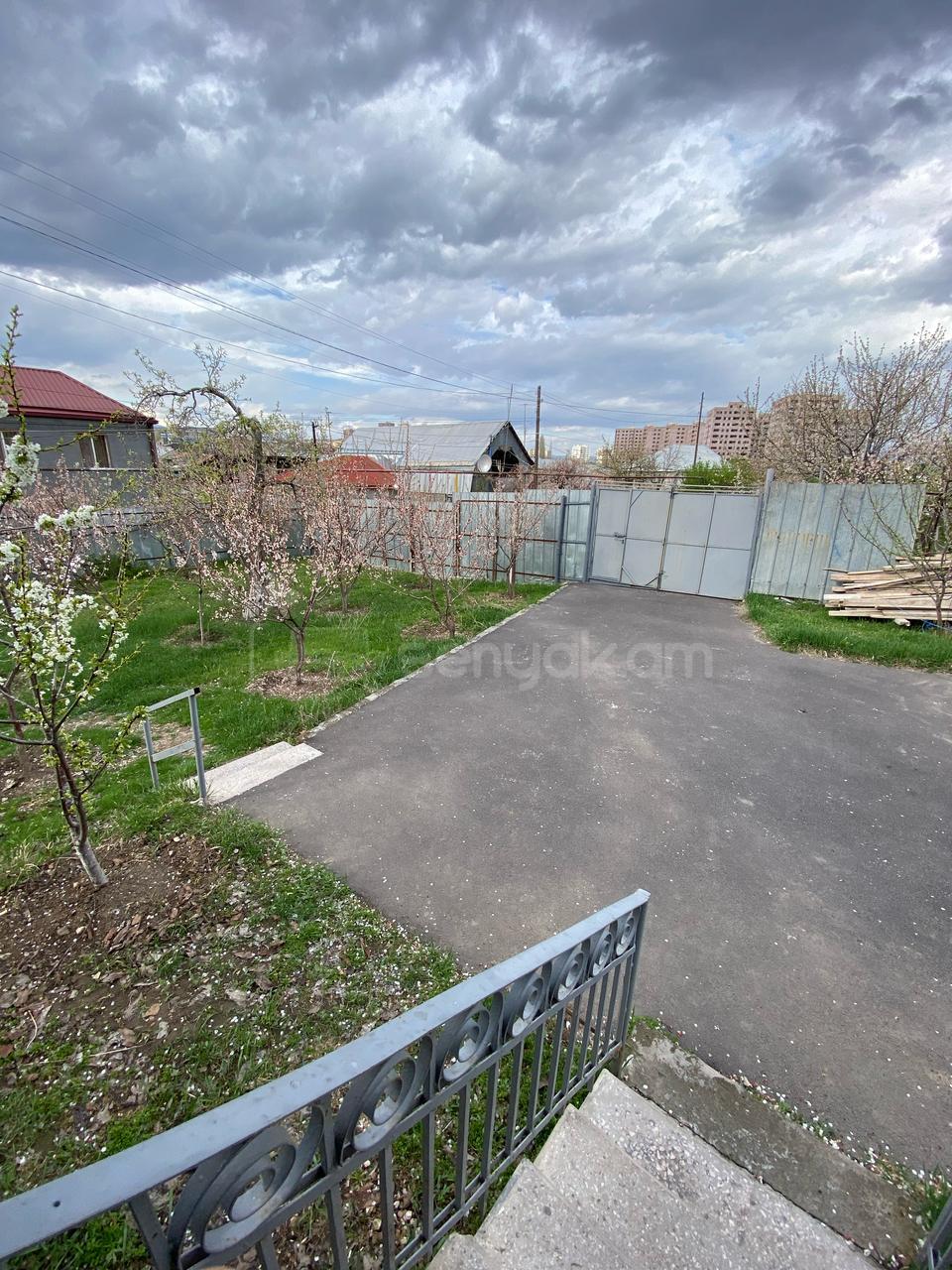 3 Սենյականոց Սեփական Տուն, 70քմ, Կոսմետիկ Վերանորոգված, Կահավորված