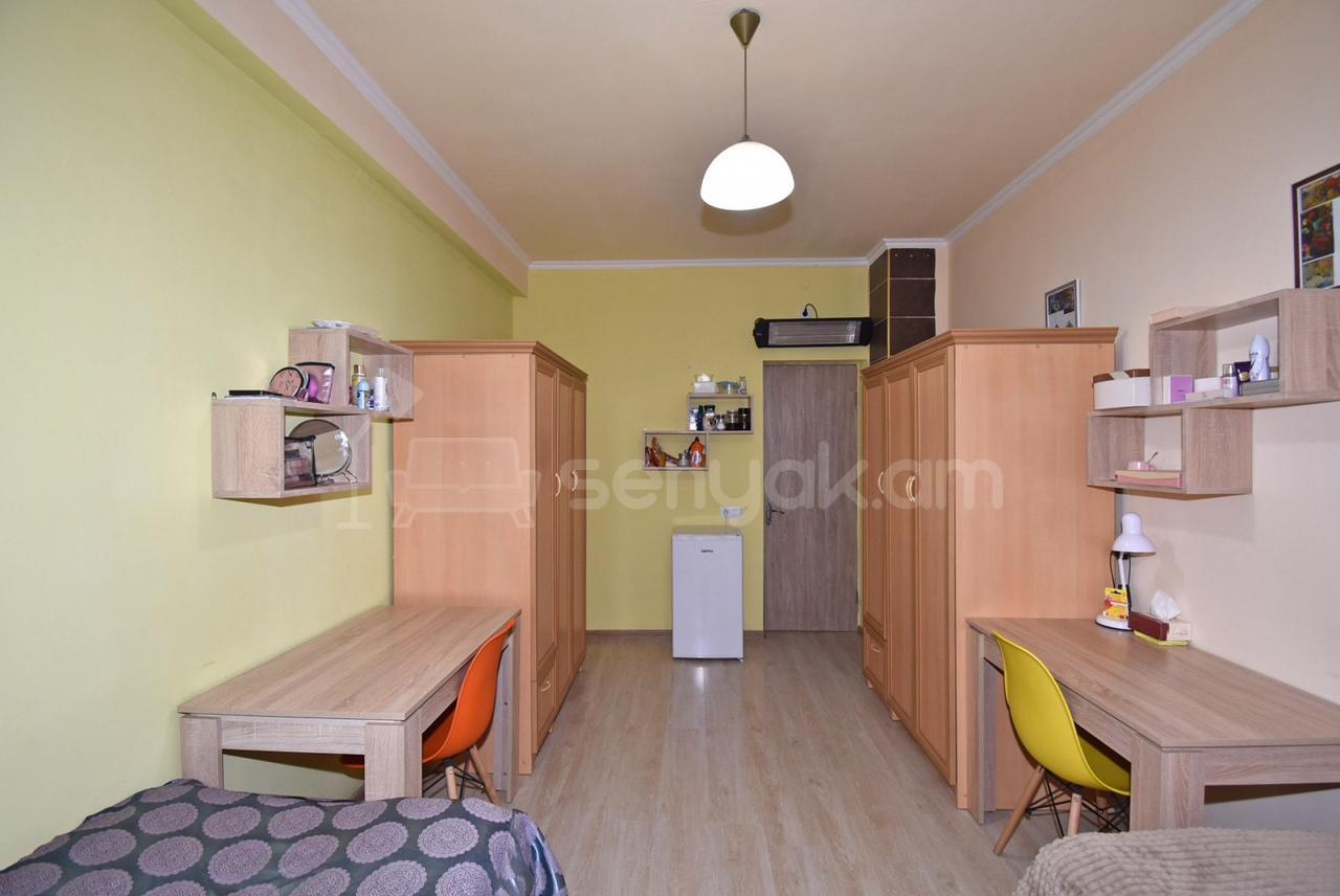 1 Սենյականոց Բնակարան Նորակառույց Քարե Շենքում, 25քմ, 2/4 հարկ, Կապիտալ Վերանորոգված, Կահավորված, Արևկող