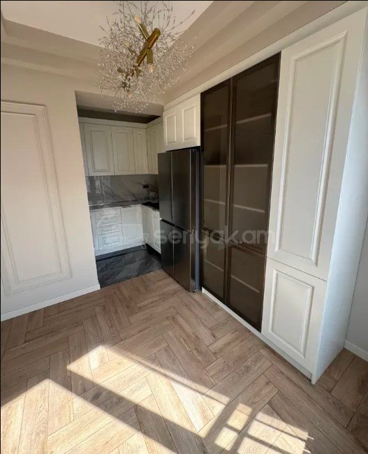 3 Սենյականոց Բնակարան Նորակառույցում, 93քմ, 14/15 հարկ, Կապիտալ Վերանորոգված