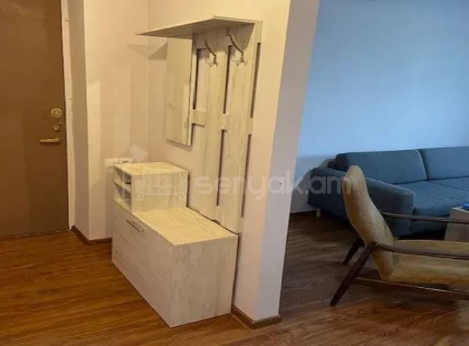 2 Սենյականոց Բնակարան Քարե Շենքում, 65քմ, 4/4 հարկ, Կապիտալ Վերանորոգված, Կահավորված