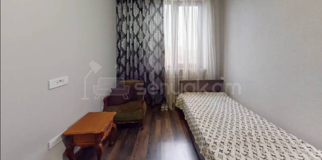 4 Սենյականոց Բնակարան, 140քմ, 11/15 հարկ, Դիզայներական Վերանորոգված, Կահավորված, Արևկող