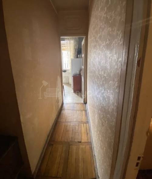 3 Սենյականոց Բնակարան Քարե Շենքում, 60քմ, 1/5 հարկ, Կոսմետիկ Վերանորոգված