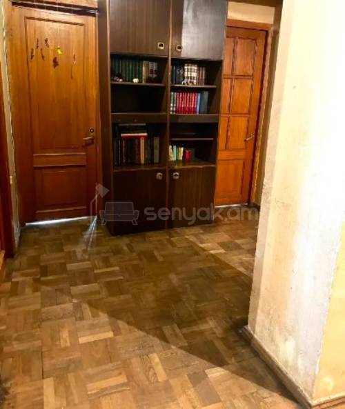 3 Սենյականոց Բնակարան, 83քմ, 5/14 հարկ, Պետական Վիճակում