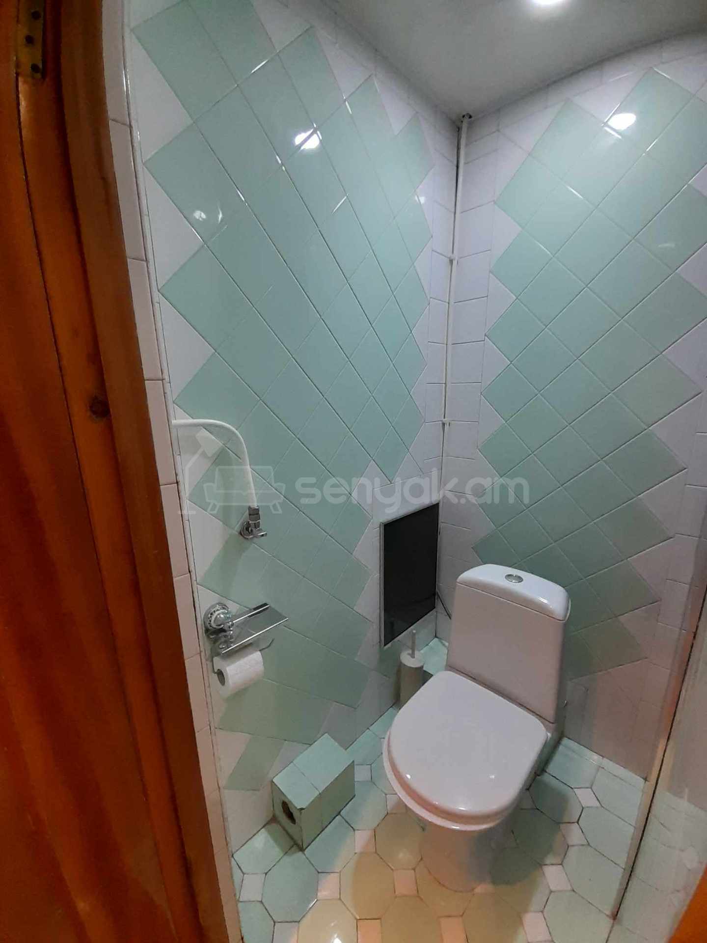 2 Սենյականոց Բնակարան, 65քմ, 12/14 հարկ, Նորմալ Վիճակում, Կահավորված, Արևկող