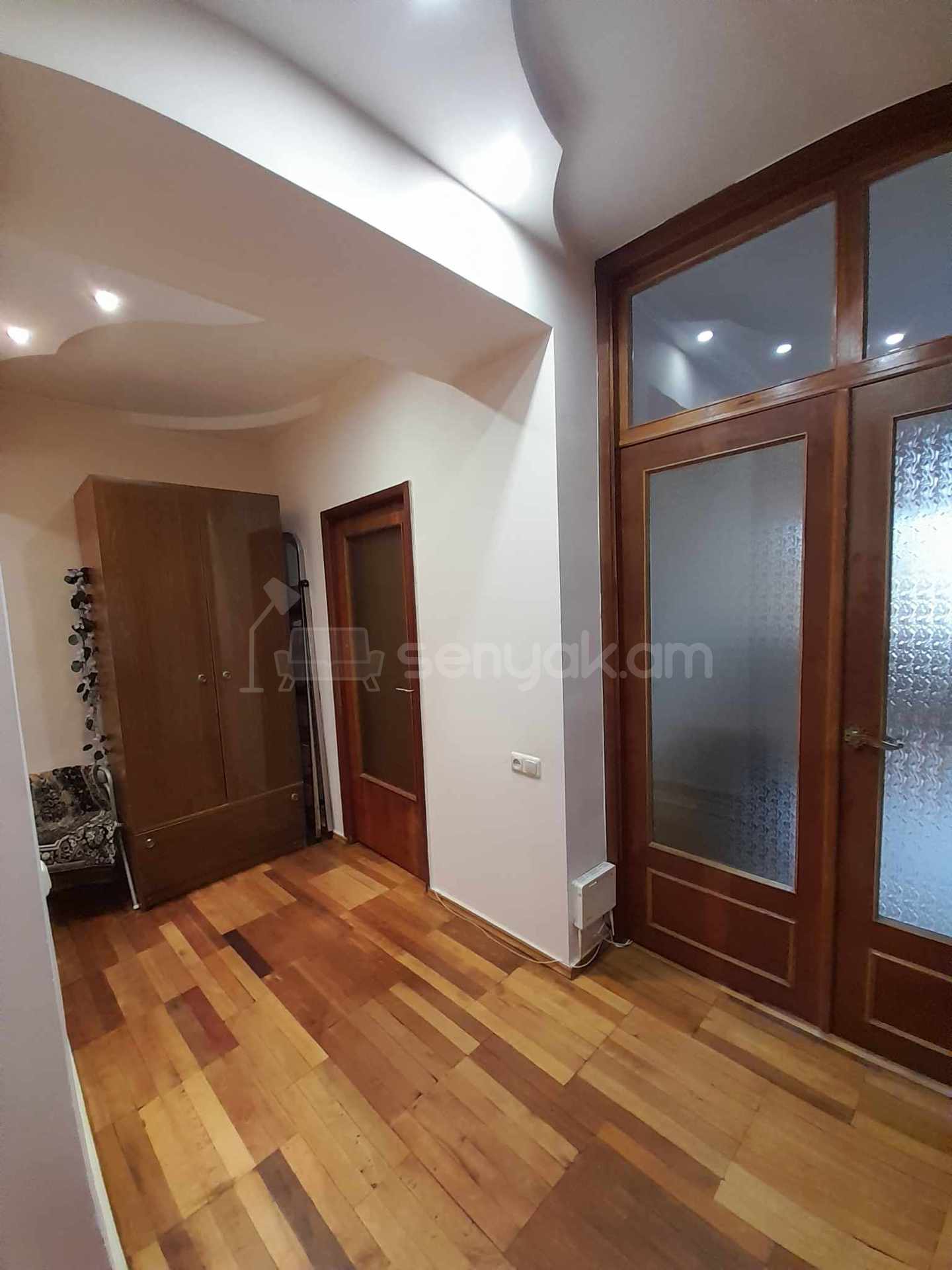 2 Սենյականոց Բնակարան, 65քմ, 12/14 հարկ, Նորմալ Վիճակում, Կահավորված, Արևկող