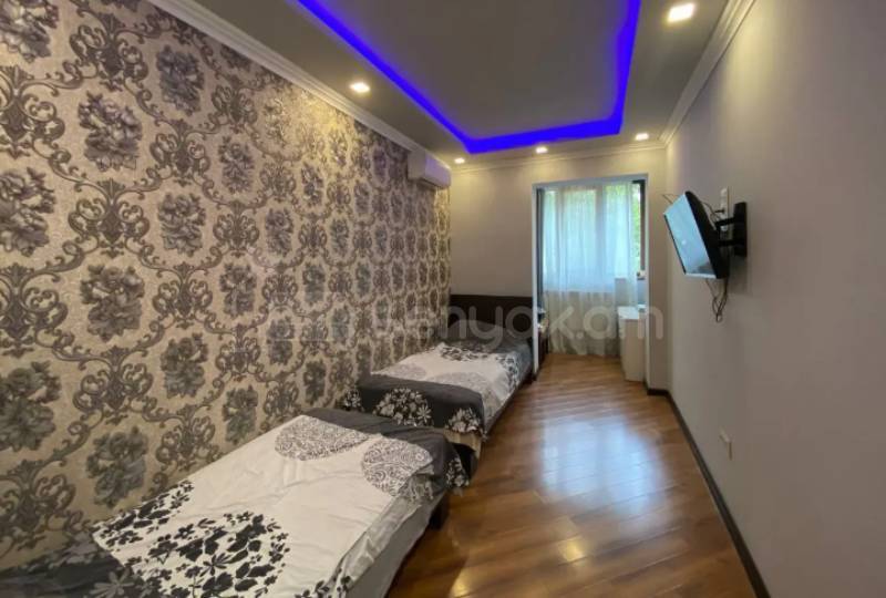 4 Սենյականոց Բնակարան, 100քմ, 2/9 հարկ, Կապիտալ Վերանորոգված
