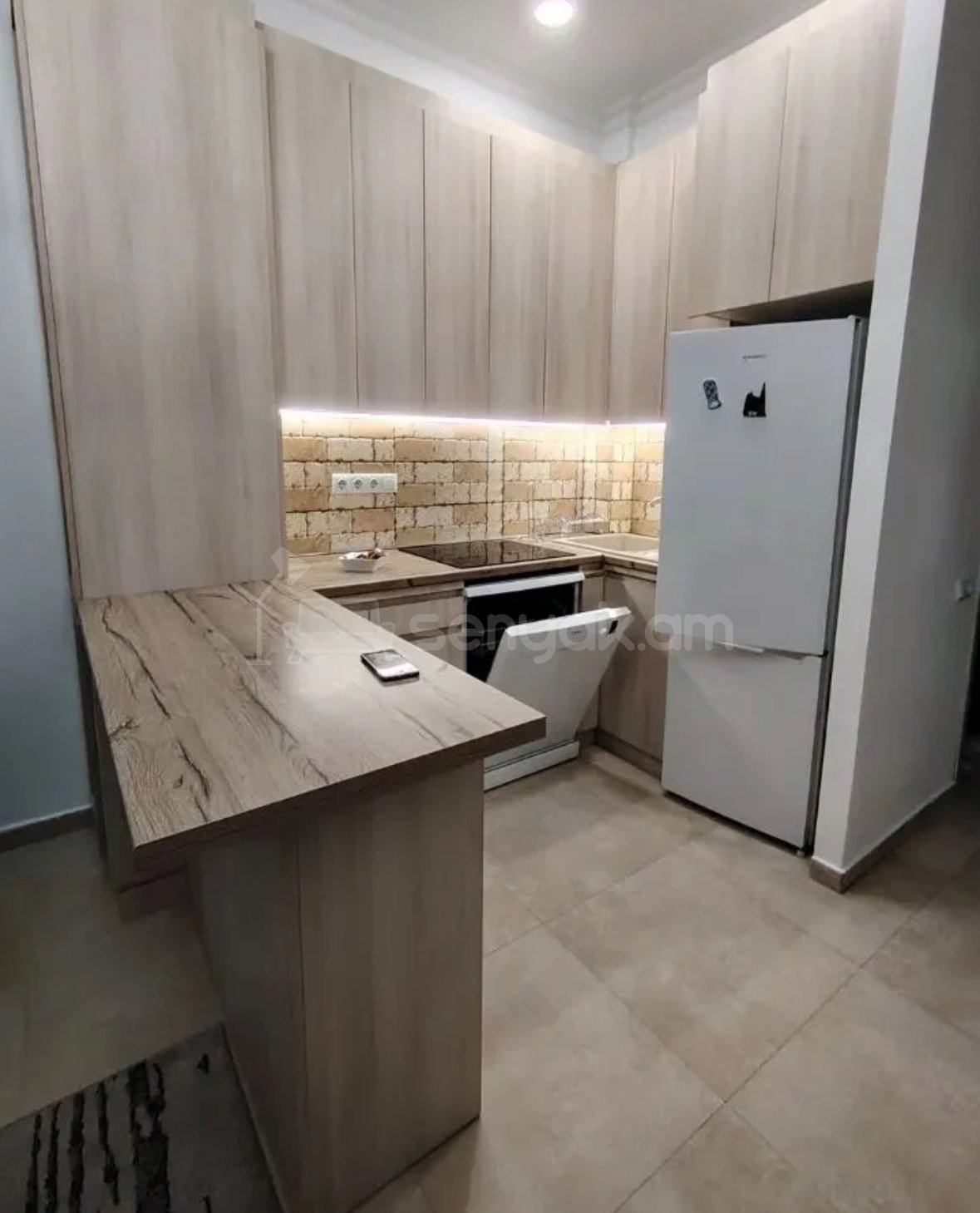 2 Սենյականոց Բնակարան Նորակառույցում, 50քմ, 3/8 հարկ, Կապիտալ Վերանորոգված, Կահավորված, Արևկող