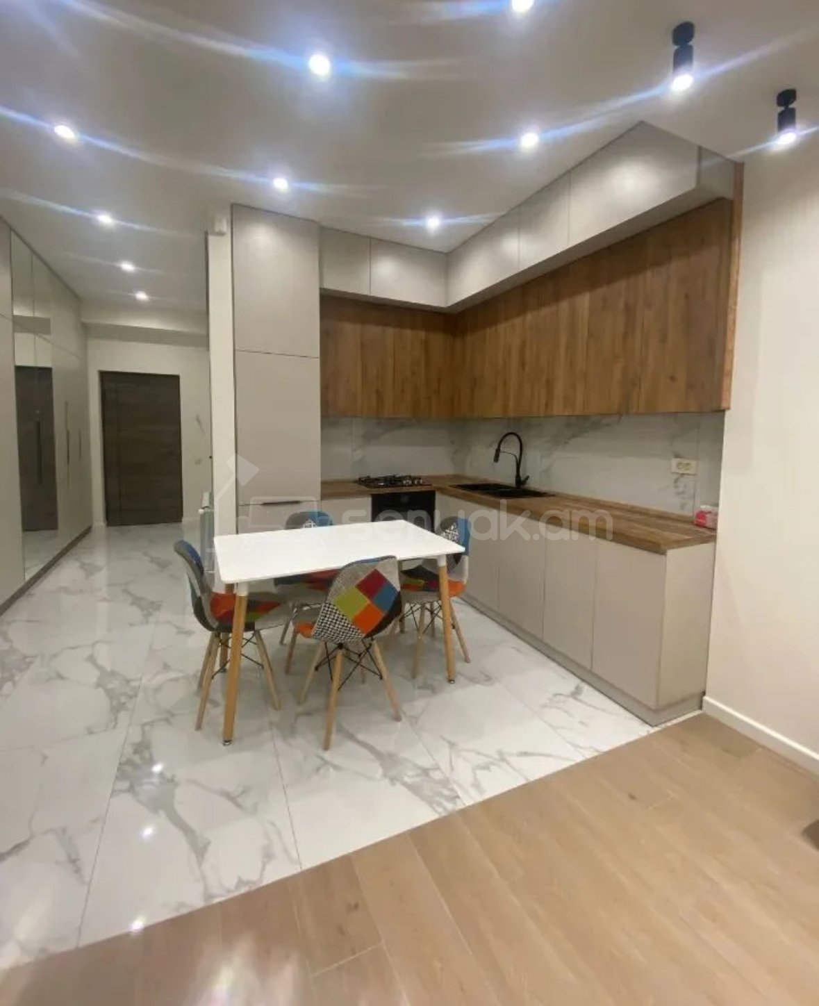 2 Սենյականոց Բնակարան Նորակառույցում, 63քմ, 5/16 հարկ, Կապիտալ Վերանորոգված, Կահավորված, Արևկող
